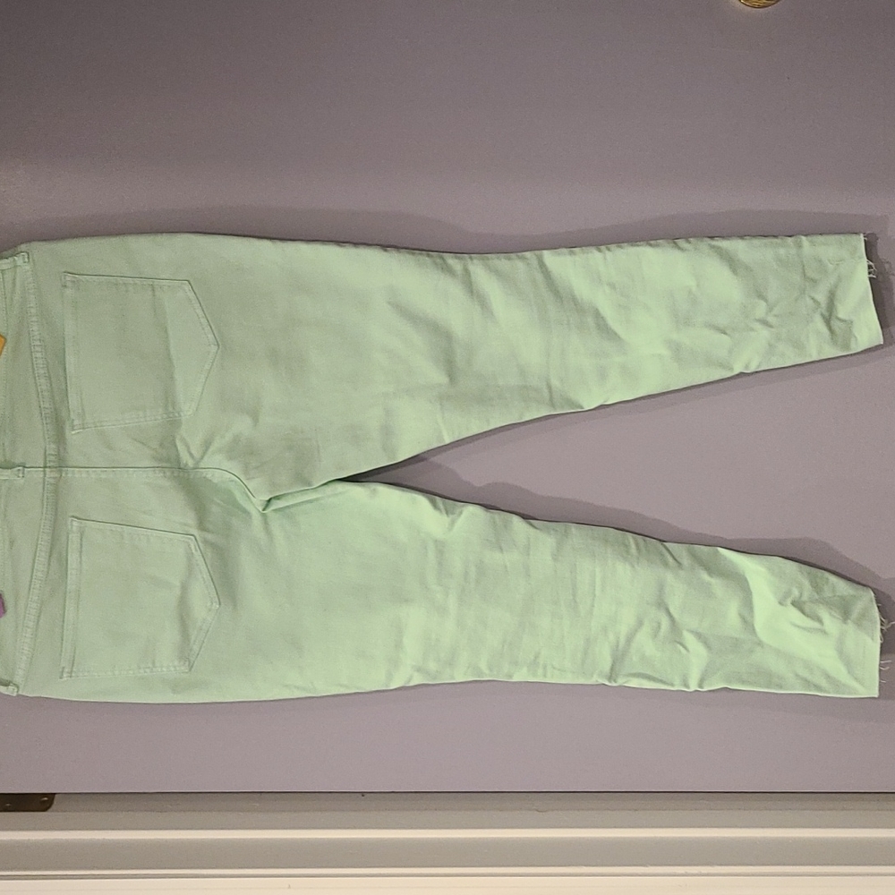 NWT Old Navy Mint Green Skinny Jean - Picture 2 of 7